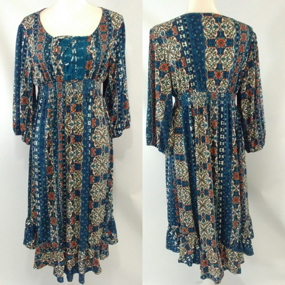 ✨3 for $30✨Peasant Stretchy Blue Print Dress NWOT